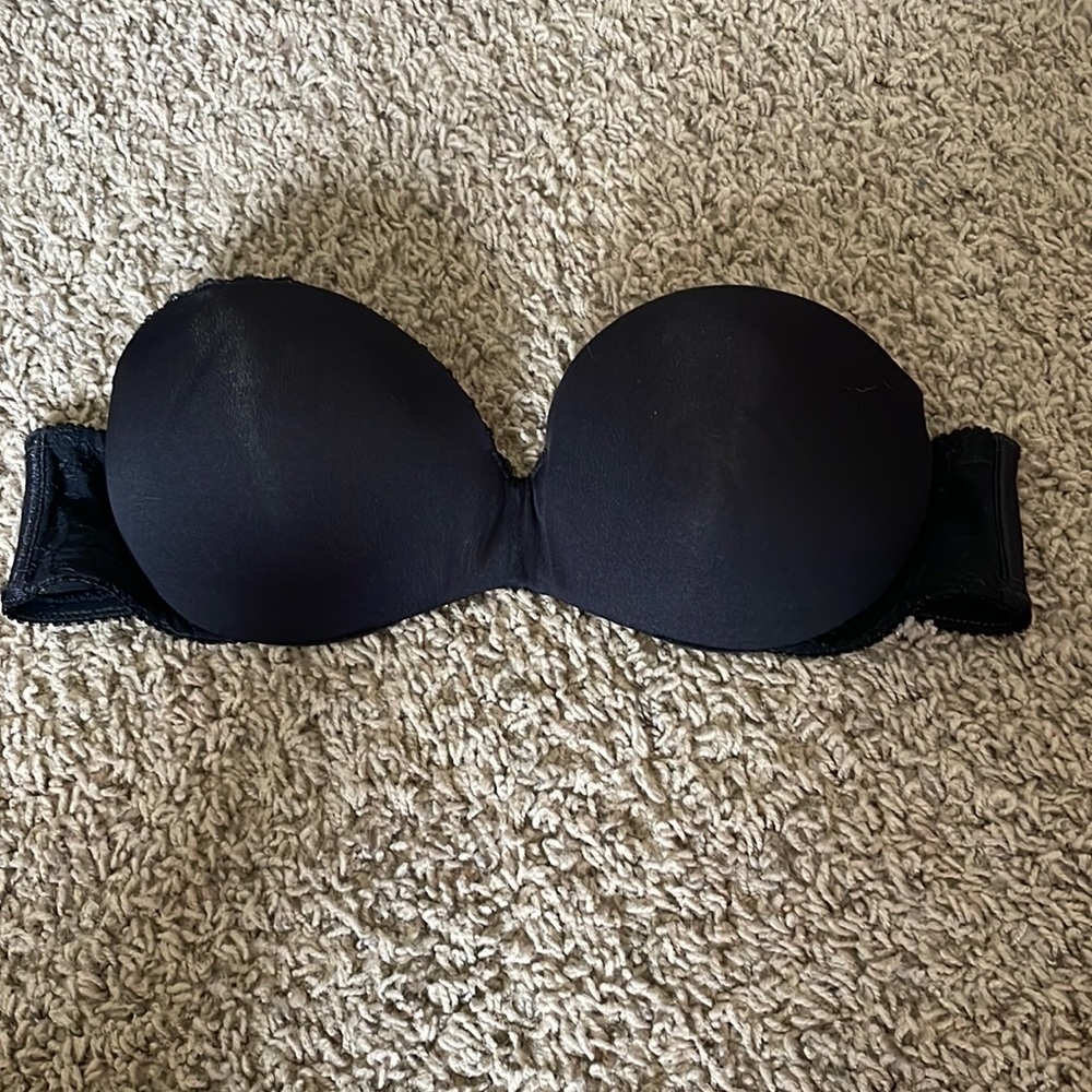 Black Womens Strapless Bra Size 36A